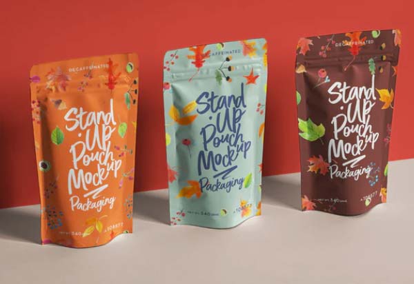 Free Pouch Packing Mockup