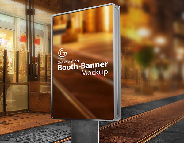 Outside Stand Free Banner Mockup
